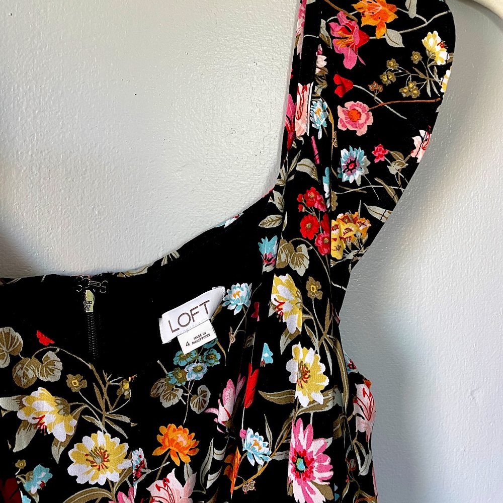 LOFT floral jumpsuit size 4